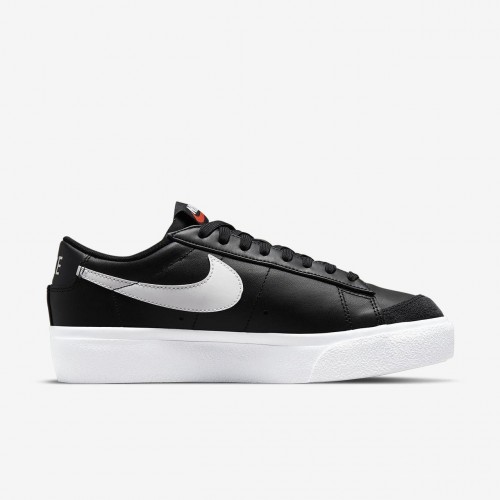 Дамски кецове Nike WMNS NIKE COURT LEGACY